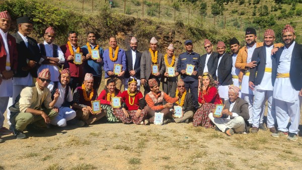 रेडियो निङ्गलाशैनीको देउसी भैलो कार्यक्रम सम्पन्न 